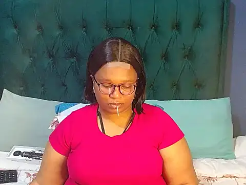 MISS BLACKBERY online show from 06-22-26, 10:18