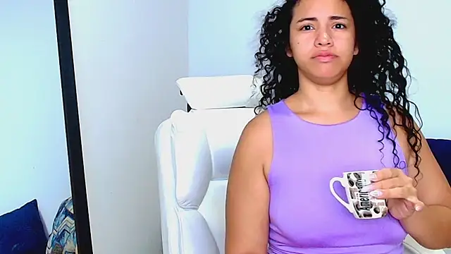 Isabella Sophia19 online show from 08-03-26, 01:28
