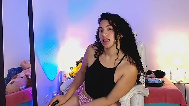 Isabella Sophia19 online show from 07-01-26, 12:55