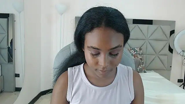 lily mendoza online show from 07-30-26, 07:35