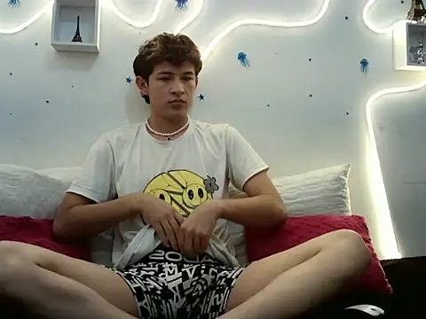 christian foxx  online show from 06-14-26, 07:26