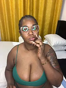 Honeylust26 online show from 07-27-26, 02:13