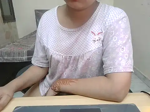 Bold-Divya1 online show from 08-01-26, 01:31