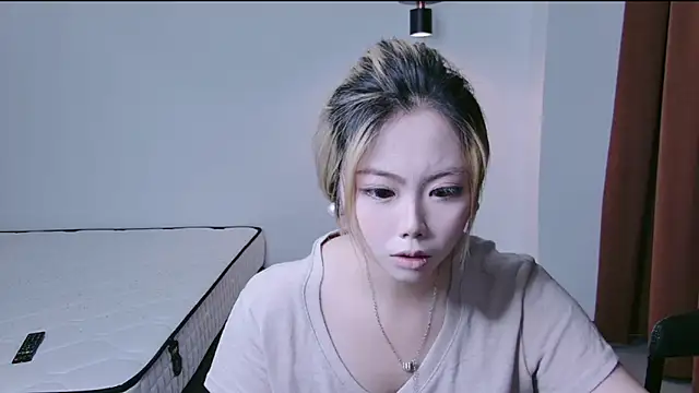 jiajia-520 online show from 06-12-26, 09:40