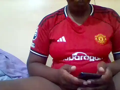 Snapshot of AyaBrown chatting on 06-12-26, 12:03 AyaBrown online show from 06-12-26, 12:03