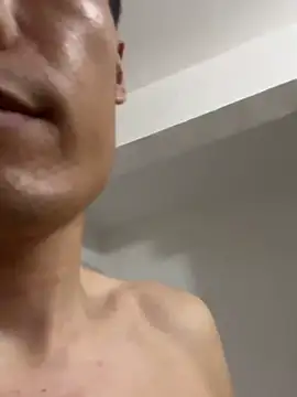 Snapshot of Mr_iphone11 chatting on 07-18-26, 02:25 Mr iphone11 online show from 07-18-26, 02:25