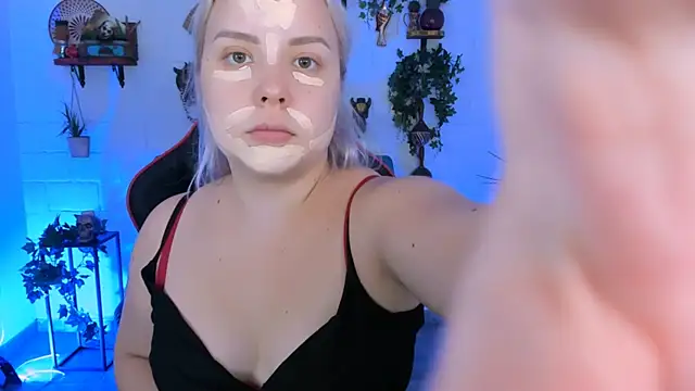 stellawatts online show from 07-26-26, 12:01