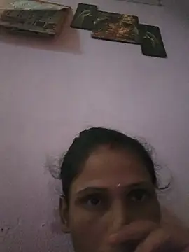 Roohi-hot online show from 07-04-26, 12:32