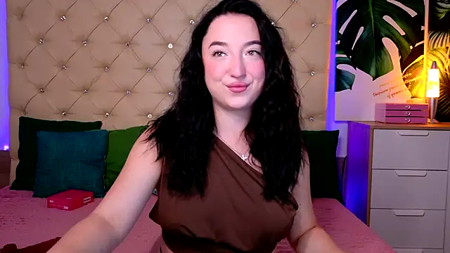 AVA MAXIMUS online show from 06-15-26, 06:46