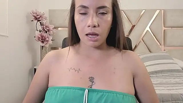 Karol vg online show from 06-22-26, 11:18