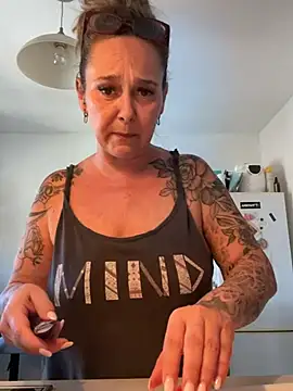 -SweetSandy- online show from 06-25-26, 02:55