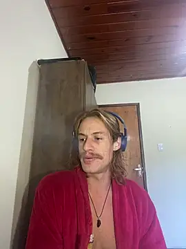 ruivofloripasecrets online show from 06-17-26, 04:28