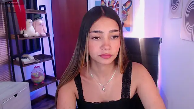 Snapshot of sahara_9 chatting on 07-16-26, 07:44 sahara 9 online show from 07-16-26, 07:44