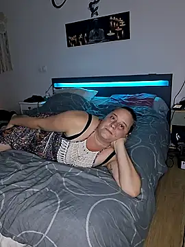 Madame100E online show from 06-14-26, 01:57