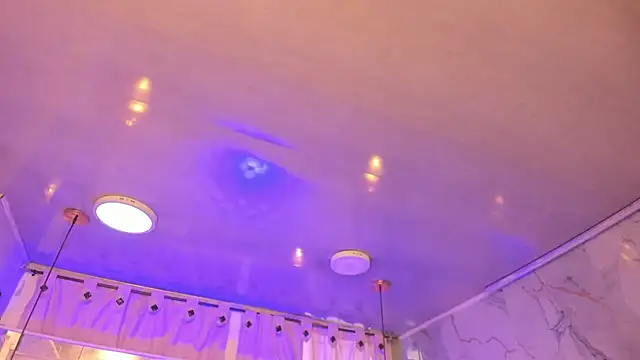 Tifanny-Val online show from 07-08-26, 12:06