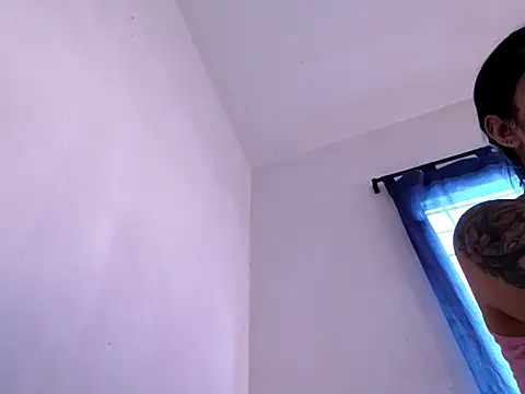aisha duque  online show from 07-17-26, 10:07