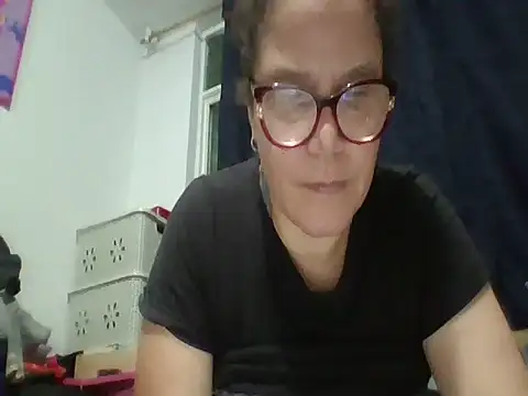 Snapshot of lusianamasters chatting on 06-17-26, 12:21 lusianamasters online show from 06-17-26, 12:21