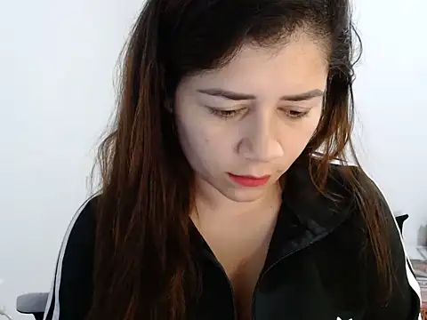 Luna zoe online show from 07-10-26, 01:00