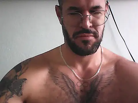 Snapshot of mrbighairychest chatting on 07-07-26, 03:26 mrbighairychest online show from 07-07-26, 03:26