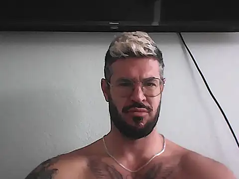 Snapshot of mrbighairychest chatting on 07-21-26, 03:57 mrbighairychest online show from 07-21-26, 03:57