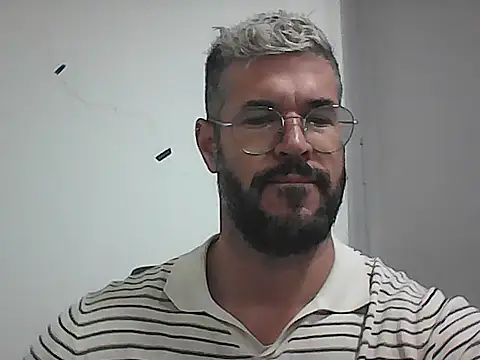 Snapshot of mrbighairychest chatting on 06-19-26, 03:29 mrbighairychest online show from 06-19-26, 03:29