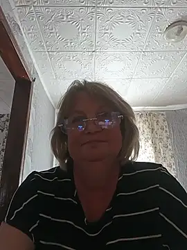 Snapshot of MilashkaCutie50 chatting on 07-07-26, 06:58 MilashkaCutie50 online show from 07-07-26, 06:58