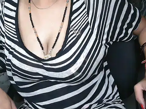 NottyMomo online show from 06-14-26, 06:03
