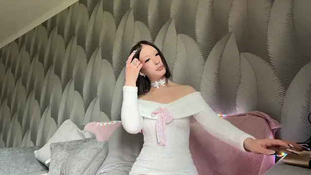 Snapshot of FillynuPi chatting on 06-16-26, 12:38 FillynuPi online show from 06-16-26, 12:38