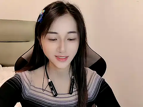 Qianqian-666 online show from 06-17-26, 11:42