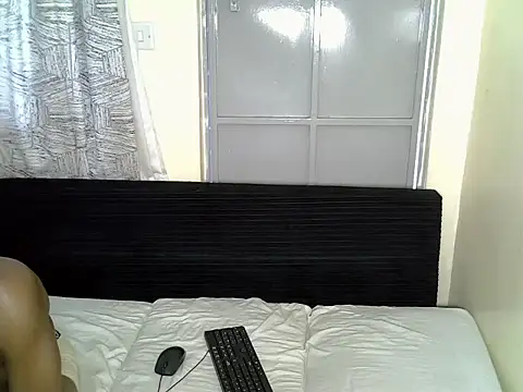 sassiejullie online show from 07-30-26, 11:42