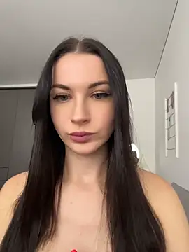 PrivateVictoria online show from 06-18-26, 01:05