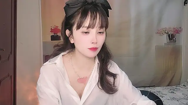 Yesqiko online show from 06-23-26, 02:48
