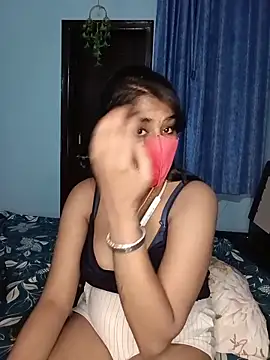 ShanayaRoseXO online show from 06-15-26, 03:01