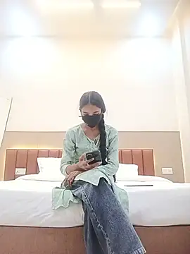 Riya cum33 online show from 06-29-26, 10:00