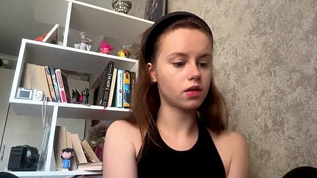 Mollybeans online show from 06-23-26, 12:14