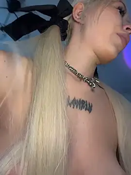 MaryChanXO online show from 08-03-26, 04:09