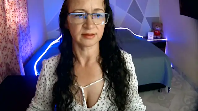 Snapshot of Ana_Flakita chatting on 08-05-26, 09:09 Ana Flakita online show from 08-05-26, 09:09