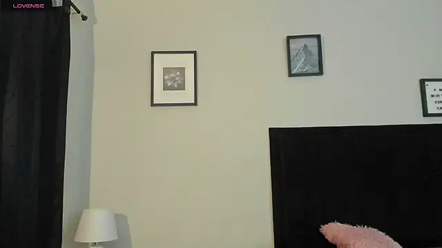 Sara B online show from 07-26-26, 06:04