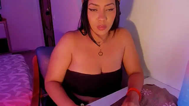 NicolePasqualott online show from 06-21-26, 08:14