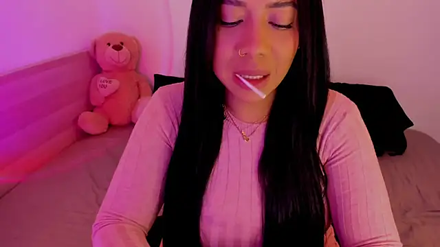 NicolePasqualott online show from 11-29-25, 08:53