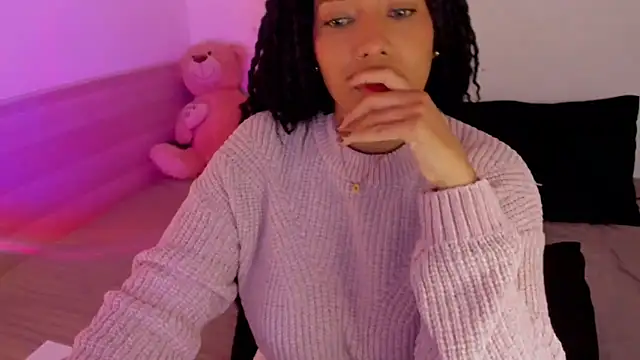 NicolePasqualott online show from 11-15-25, 08:35