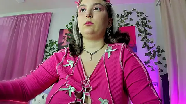 BurleskKate online show from 06-20-26, 10:48
