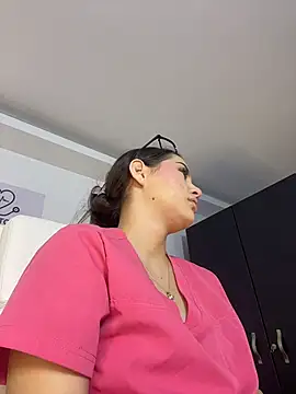 Snapshot of MegaanRouse_ chatting on 08-03-26, 11:49 MegaanRouse online show from 08-03-26, 11:49