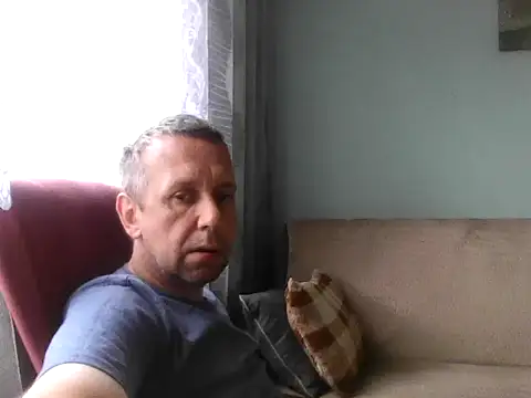 RafalekRozmarynowski81 online show from 07-07-26, 06:47