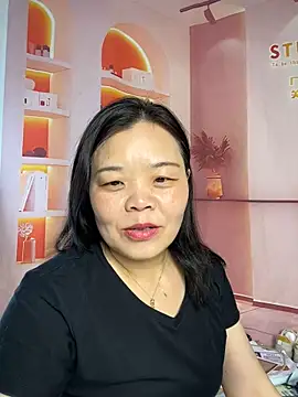 Snapshot of Nuannuan_88 chatting on 06-17-26, 05:40 Nuannuan 88 online show from 06-17-26, 05:40