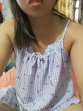 Emma-cutee online show from 06-14-26, 11:50