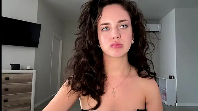 A Milly online show from 07-18-26, 01:20