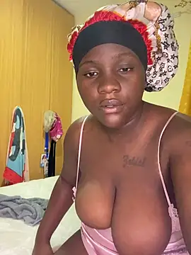 Snapshot of freakycutie1 chatting on 07-01-26, 10:48 freakycutie1 online show from 07-01-26, 10:48