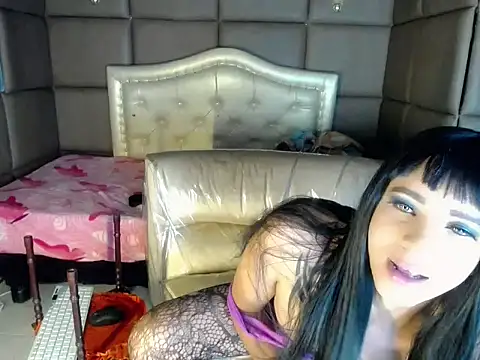 Clarissa Gill online show from 06-28-26, 04:13