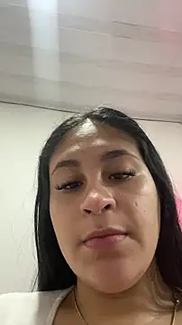 Snapshot of dulceamatista chatting on 06-19-26, 05:41 dulceamatista online show from 06-19-26, 05:41
